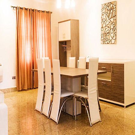 Reeve Court Apartment Lagos Eksteriør billede